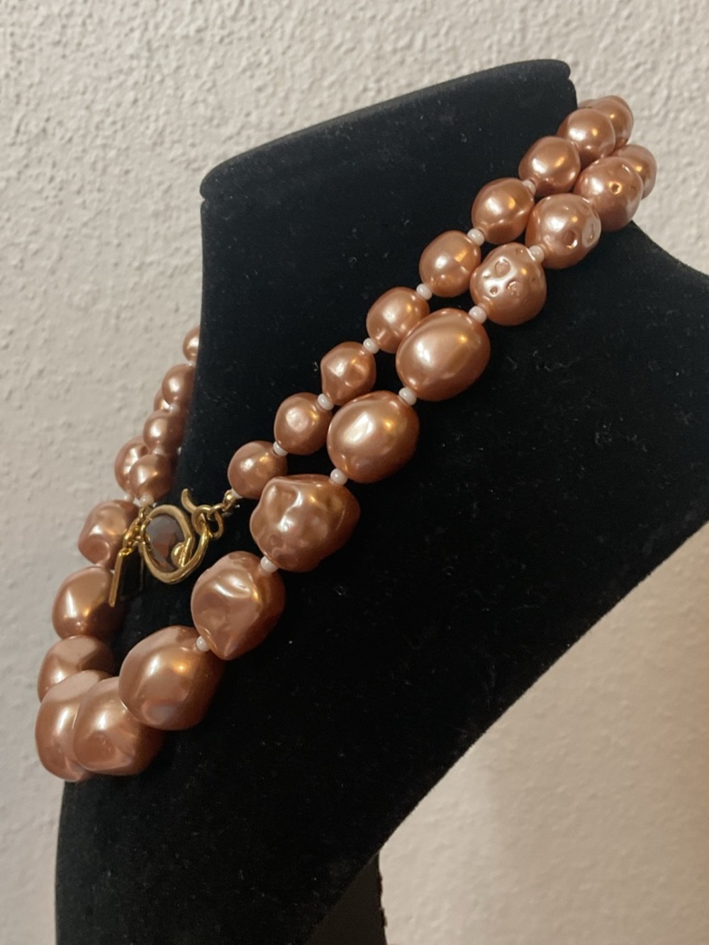 Vintage YSL Yves Saint Laurent Champagne Faux Pearl Graduated Bead Necklace 29” - Picture 3 of 14